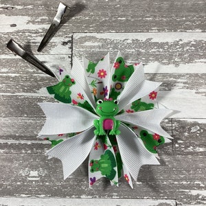 Frog Hair Bow
