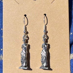 Banned-Art Earrings!  Venus de Milo or Aphrodite of Melos