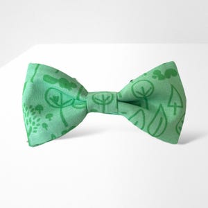 Wald Fliege, grüne Fliege, Fliege aus Baumwolle, Fliege für Erwachsene, Wald Geschenk Idee, lustige Fliege, Geschenk für ihn, Bäume Fliege, Fliege, Flieger Geschenk