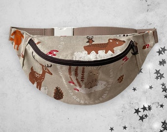 Winter forest bum bag, Brown hip bag, Waist bag for a walk, Travel Bum Bag, Forest lovers waist pack, Winter pouch, Gift for christmas