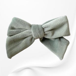 Velvet Light Green Bow Hairclip, Big velvet bow hair, Cute hairclip, Gift for her