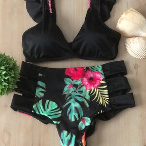 hight waisted swimsuit