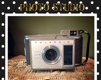 Vintage Polaroid Land Camera J33
