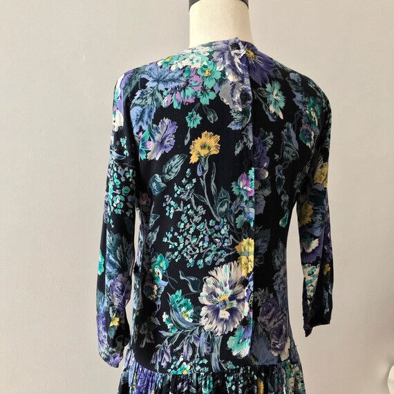 India floral drop waist maxi dress - image 6