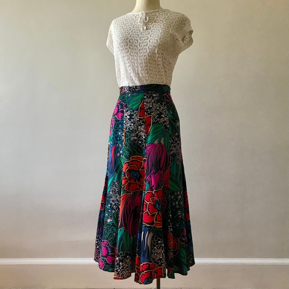 Dark floral print tulip skirt