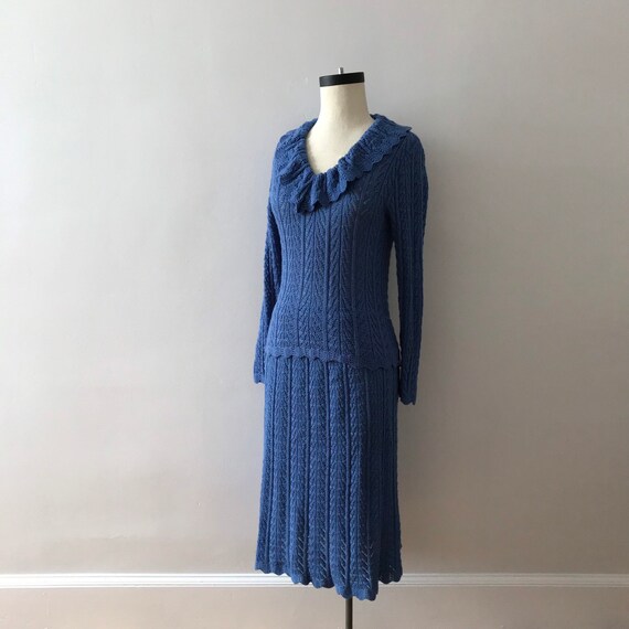 Two piece Vivanti royal blue rayon knit sweater an