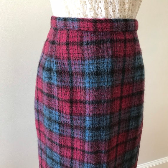 Plaid wool mohair midi skirt - image 6