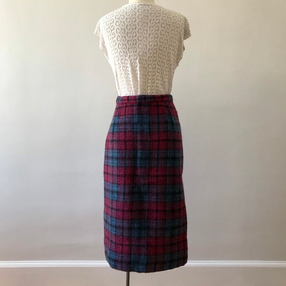 Plaid wool mohair midi skirt - image 4