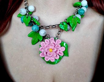 Naszyjnik z gliny polimerowej: "Różowy kwiat, kwiat brzoskwini" z serii Naszyjnik Welcome Spring.polymerclay.fimo