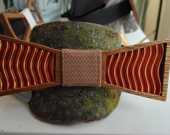 Wooden bow tie with copper insert