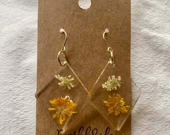 Queen Anne’s Lace + Meadow Hawkweed earrings