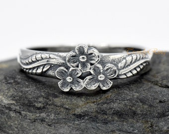 Three Flowers Leaves Side Antique Vintage Style Ring, Solid 925 Sterling Silver Oxidized Flower Band, Womens Vintage Flower Ring, Gift Ideas