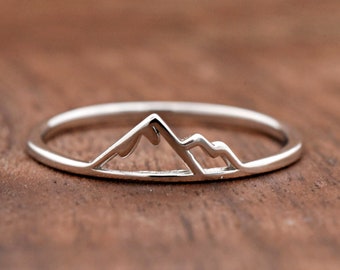 Mountain Ring, Silver Mountain Ring, Womens Girls Mountain Ring, Solid 925 Sterling Silver Mountain Range Ring, Hikers, Outdoor, Gift