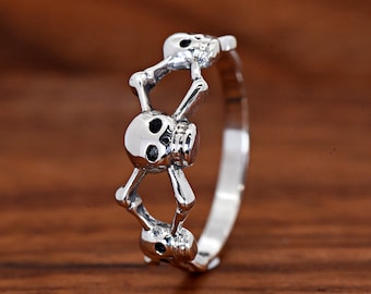 Skull and Crossbones Ring, Gothic Vintage Oxidized 925 Sterling Silver Skull Ring, Memento Mori on Tombstones, Pirates Skull Ring, Gift