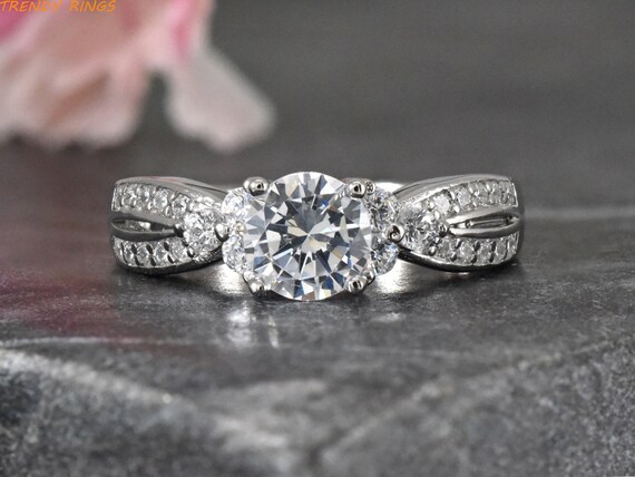 Reverse split hot sale shank engagement ring