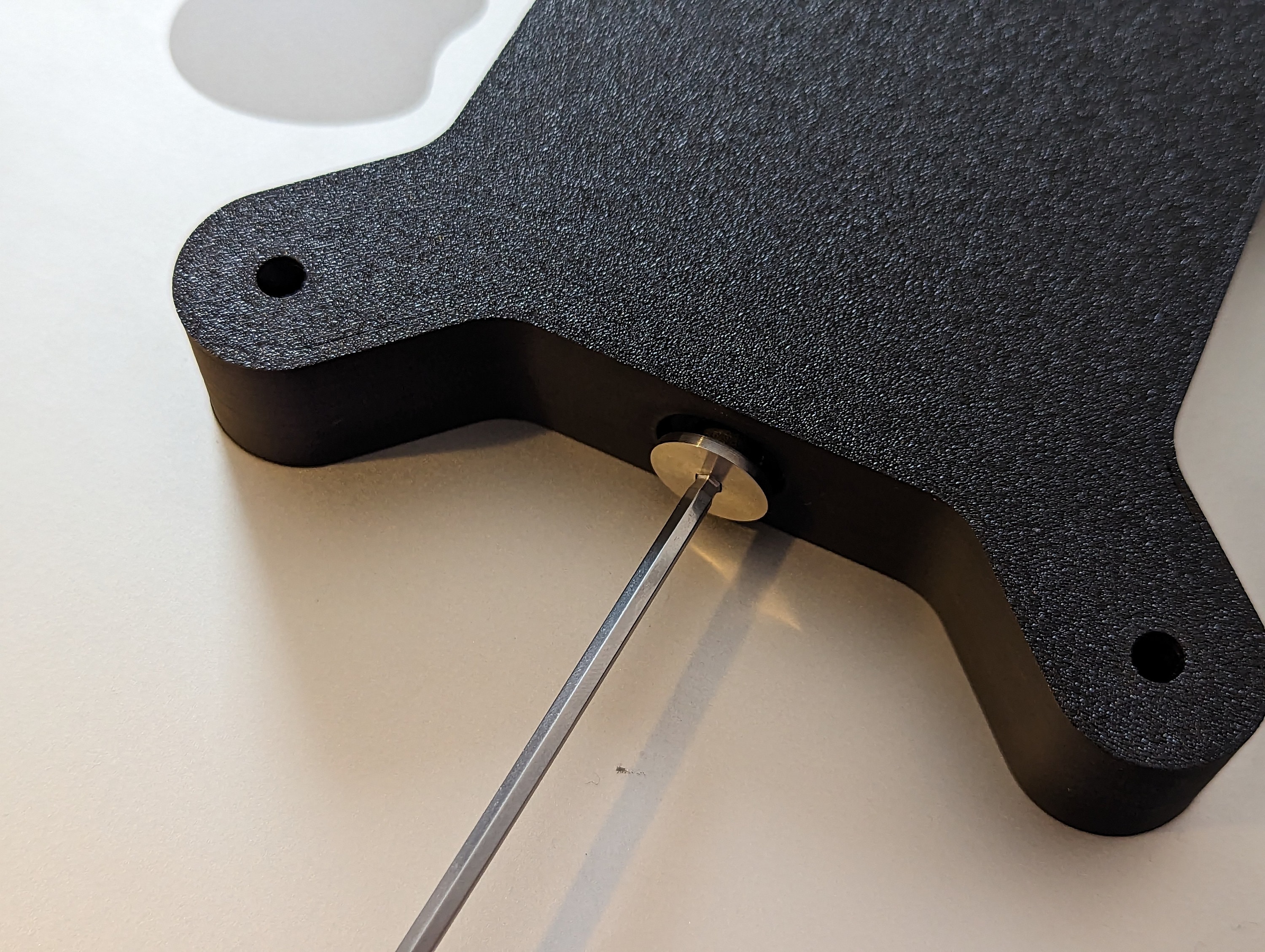 VESA Adapter for Apple Cinema HD Display 20, 23, and 30 Inch