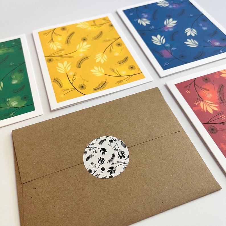 Fall note card set. Four season note card set. Sustainable paper, 100% recycled and 100% PCW envelopes. Note cards with envelopes seals with floral print.
