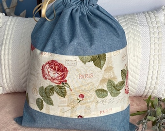 Jean Canvas Laundry Bag. Laundry Bag. Shabby Chic Vibe Laundry Bag. Jean Canvas Bag with a Vintage Print Fabric Strip. Unique Laundry Bag