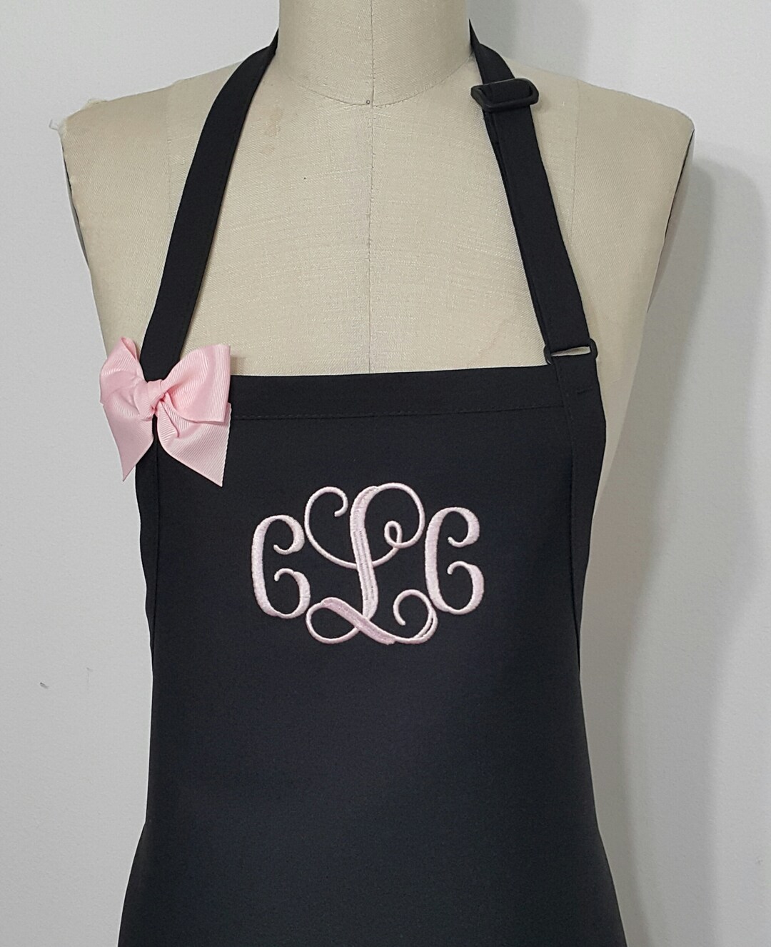 Black Monogrammed Apron Embroidery in Pink Thread and Pink Bow