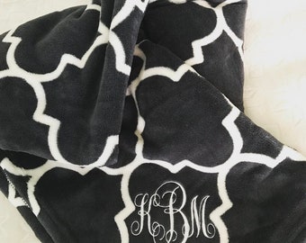 Softest Blanket Ever - Personalized Throw – Monogrammed Blanket - Monogrammed Throw - Housewarming Gift - Dad Gift - Unisex Blanket .