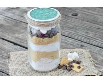 Smores Chocolate Chip Cookies - Mason Jar Cookie Mix