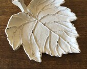 Cast iron dish trivet