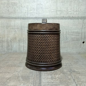 Boccale da birra in legno con scaglie di drago, regalo per uomo, regalo per il testimone dello sposo, boccale in legno, boccale gotico, regalo personalizzato, incisione personalizzata, boccale intagliato immagine 3