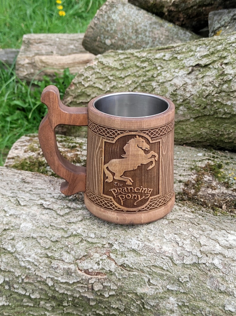 Boccale di birra in legno personalizzato, Prancin Pony, regalo per lo sposo, boccale di birra personalizzato, 22 once, regalo personalizzato, boccale con incisione personalizzata immagine 6