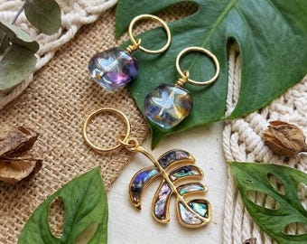 Iridescent Monstera Leaf Hair Ring Set – 3pc Gold Hair Jewelry for Braids, Locs & Twists