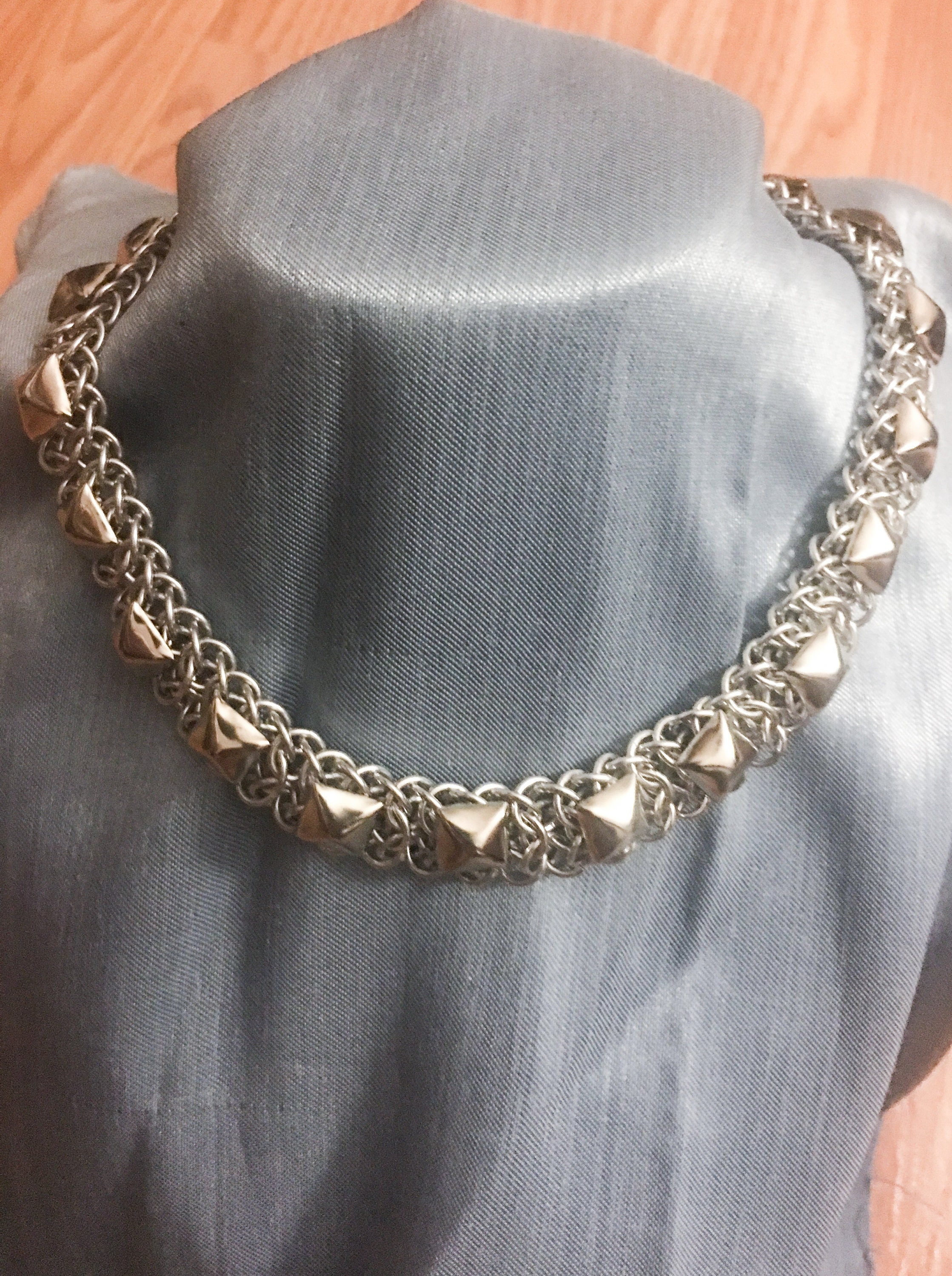 chainmail collar