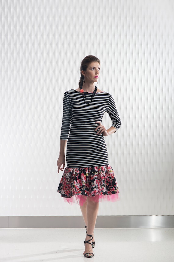 black and white floral knit dress Fashion Bug Dress Women Medium Black White Floral Knit Pleated Waist Sleeveless