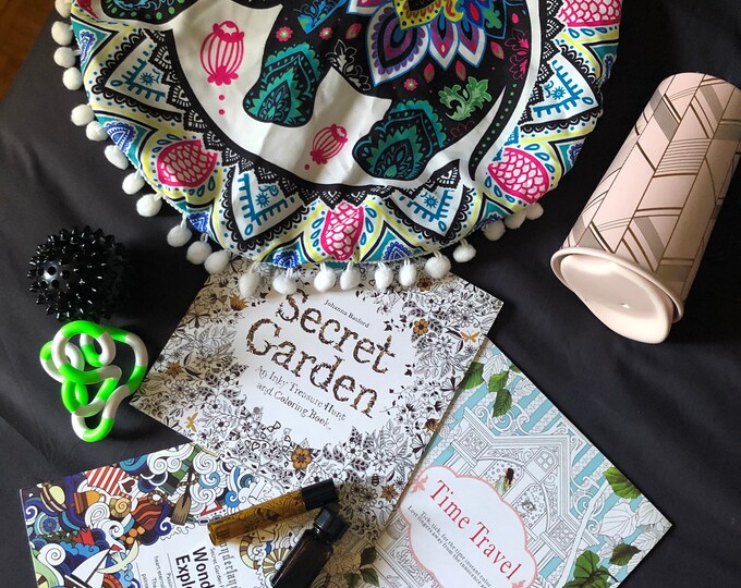 Tools and aroma relaxation kit
