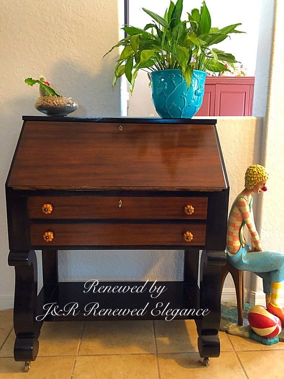 Sold Sold- Do Not Purchase - Empire Drop Front Desk-1900 display picture 2