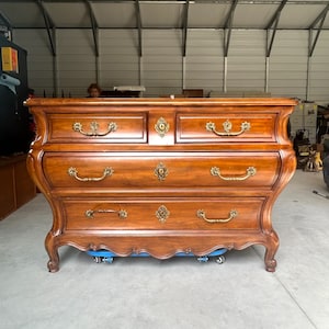 Vintage EJ Victors French Louis XV Style Bombay Commode Chest