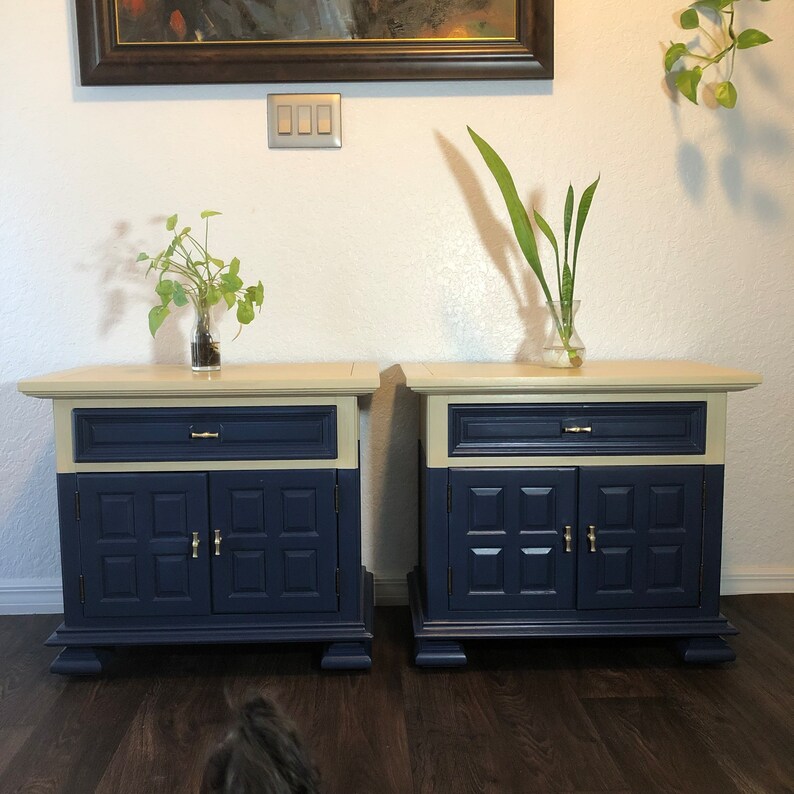 Stunning Thomasville Nightstands/bedside Tables Custom Etsy