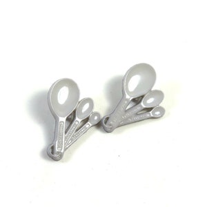 Spoon earrings, Spoon studs, Measuring spoon studs, Measuring spoon earrings, Chefs earrings, Baking gift, Measuring jewelry