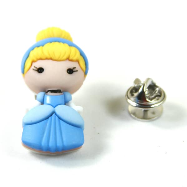 Cinderella Pin, Cinderella brooch, Little girl pins and brooch, Cute brooch, Gift for a girl