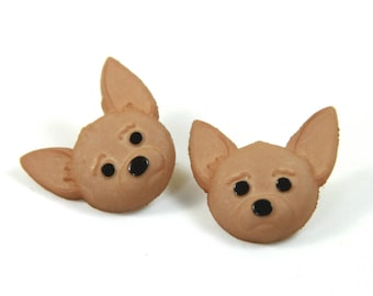 Orecchini a bottone a forma di cane Chihuahua fatti a mano in argento sterling - Italia