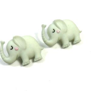 Elefant Ohrringe, grau Elefant Ohrstecker, graue Ohrringe, Tier Ohrringe, niedlichen Elefanten Schmuck, Elefant Ohrringe