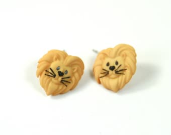 Lion hengsten, Lion oorbellen, schattige oorbellen, Animal earrings, dierlijke hengsten