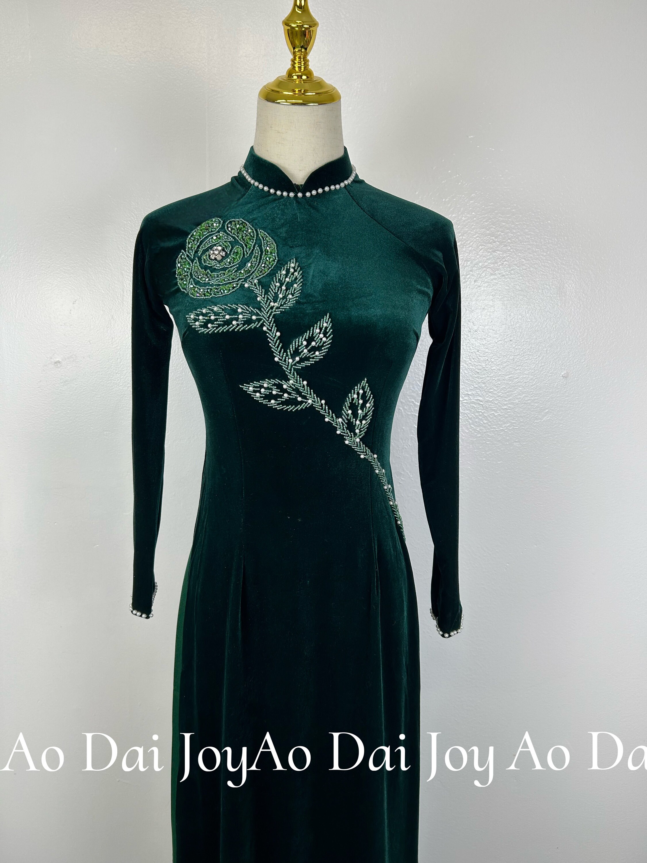 Velvet Ao Dai - Deep Green Color - Rose Design - Pre-made