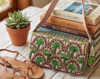 Hand-Beaded Palm Tree Purse | Emerald Green Seed Bead Shoulder Bag | Vintage Style Clutch