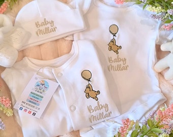 Winnie the Pooh Babygrow / Personalised Sleepsuit Gift Set / Born in 2026  / Coming Home Outfit / Embroidered Name Clothes / New Baby Shower