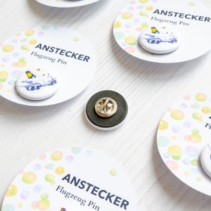 runder Pin Anstecker, Button, Flugzeug, POTS Princess of the Skies, Brosche Bild 3