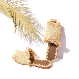 Fringed Raffia Shoes /  Raffia Slippers / Raffia Sandals / Raffia Slides / Moroccan Slippers / Straw Shoes / Flats