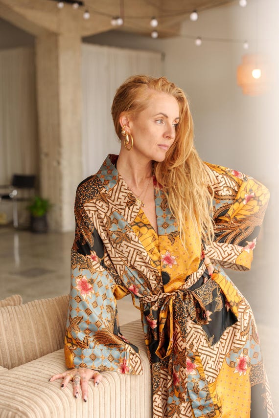 Women's Bali Kimono Robe, Satin Dressing Gown with Pocket, Long Floor Length, Boho Floral Robe, Luxury Gift for Wife Girlfriend Friend