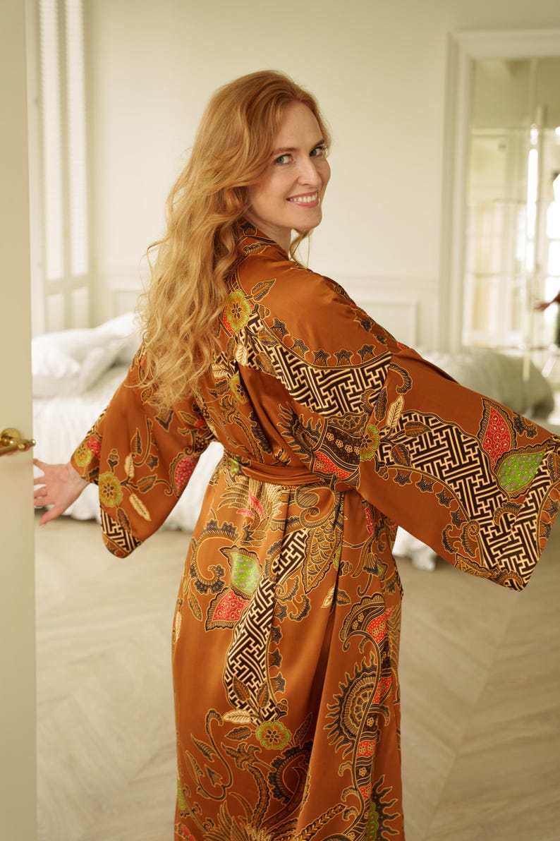 Golden Satin Kimono Robe – Long Dressing Gown From Bali, Luxury ...