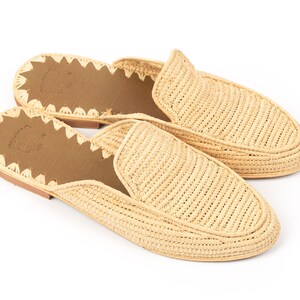 Moroccan Raffia Shoes for Women, Closed Toe Sandals, Handmade Raffia Slide Sandals, Unique Boho Flats, Boho Summer Shoes, Classic Sandals image 5