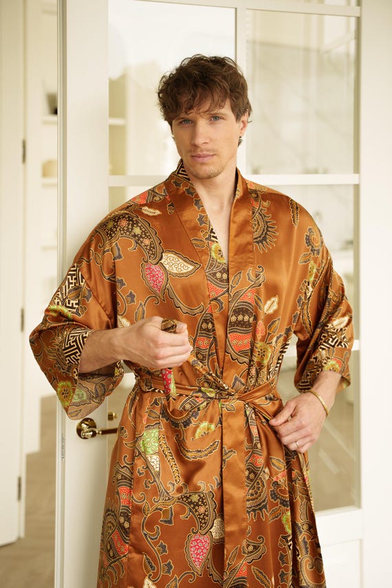 chinese dress ladies Men's Spa Robe – Heat Holders® main image 0