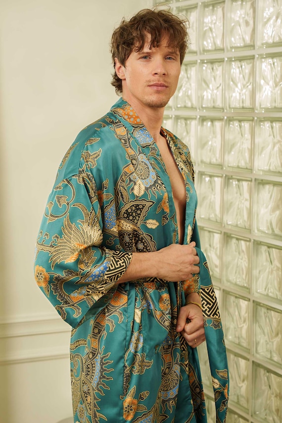 green mens dressing gown Men's Bathrobe Terry Cotton Loop, Turkish, Soft, Warm in 10 – towelnrobe main image 0